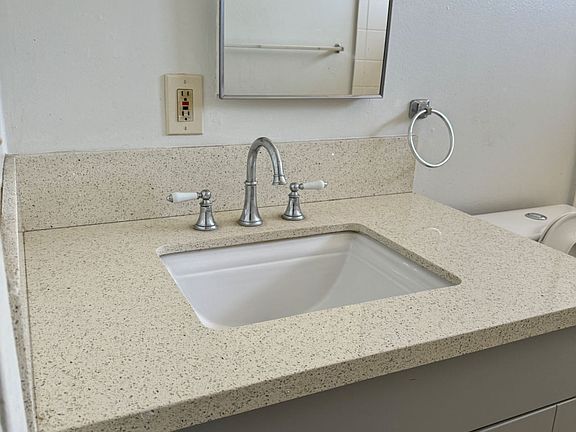5th image of 2630 Milton Ave APT 4
