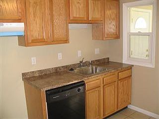 4th image of 1300 Odessa Dr