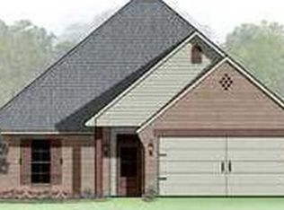 203 Bentwater Dr, Broussard, LA 70518