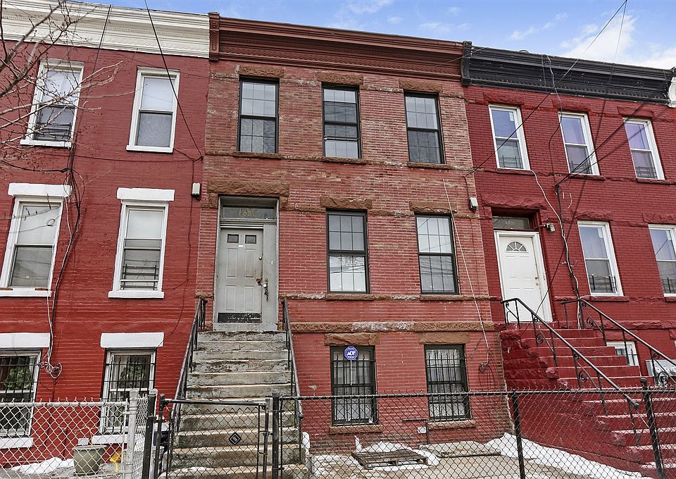 1st image of 1886 Bergen St