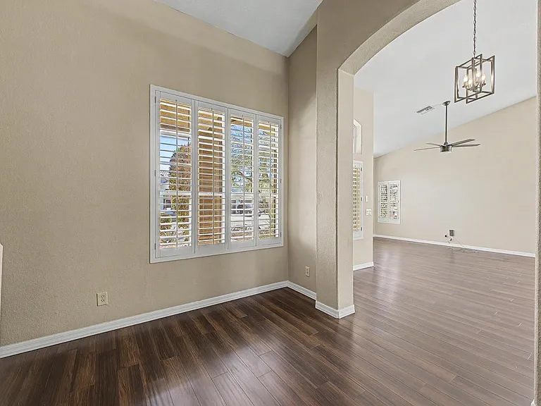 6126 E Juniper Ave — Photo 9