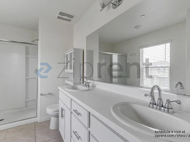174 Sullivan Dr — Photo 14