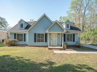 1898 Windsor Dr, Cayce, SC 29033