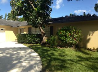 239 W Riverside Dr, Jupiter, FL 33469
