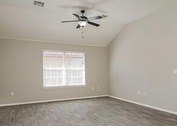 2nd image of 5715 Clearwater Dr