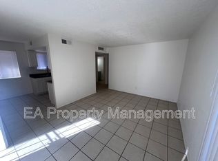 1005 Dickerson Dr SE UNIT 1, Albuquerque, NM 87106