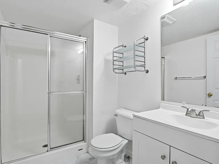 1335 Millbrook Trl — Photo 34