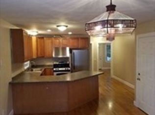 293 Webster St #1, Boston, MA 02128