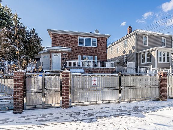 2nd image of 27-52 Curtis St #1