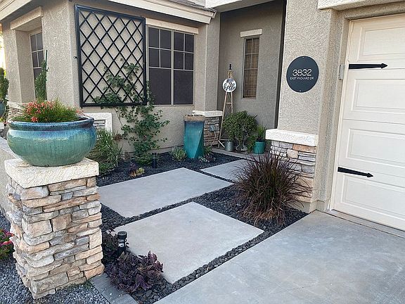 2nd image of 3832 E Packard Dr