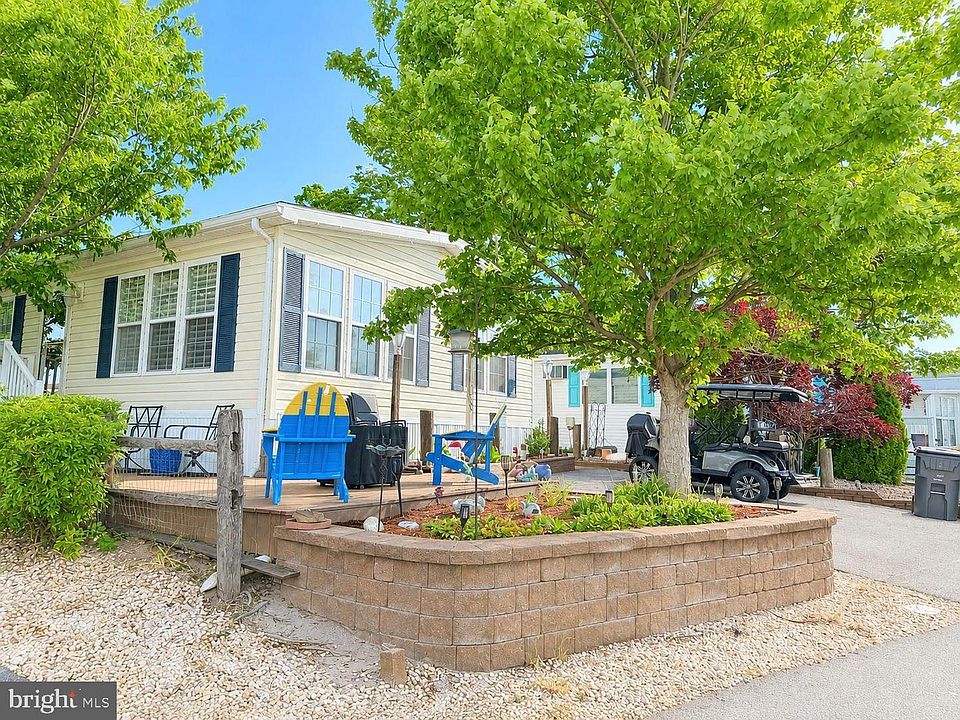 1st image of 34189 Hillenwood Rd #81