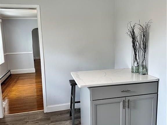 3rd image of 101 Rutherglen Ave #2