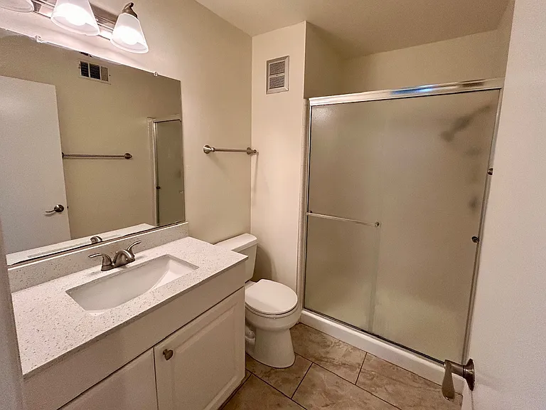 3543-3559 Wildwood Ln #3545 — Photo 18