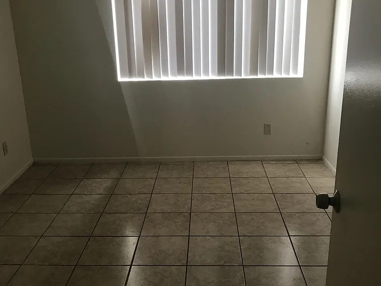 2807 E Marconi Ave #101 — Photo 6