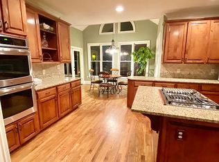295 Postwood Dr, Fayetteville, GA 30215