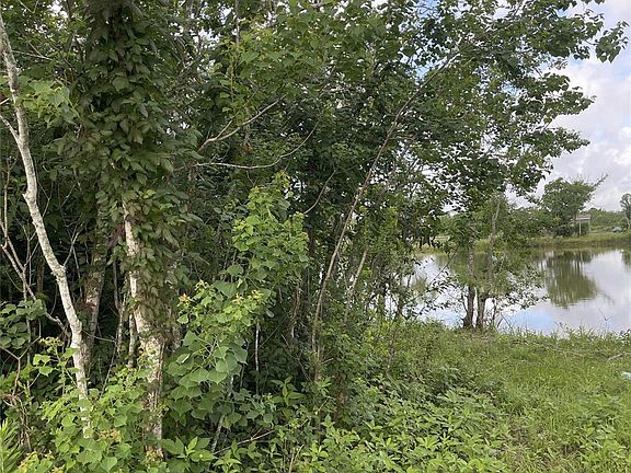 3rd image of 3021 County Road 62