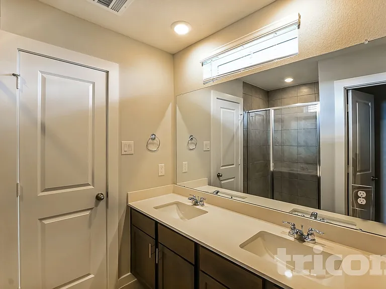 22629 Terazzo Dr — Photo 9