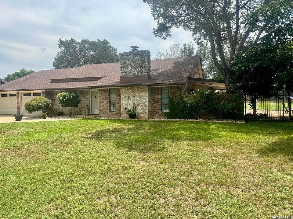 1st image of 407 Marymont