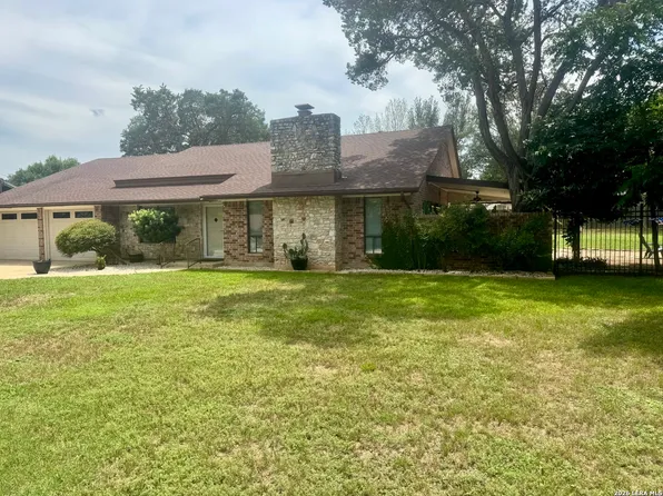 407 Marymont, New Braunfels, TX 78130
