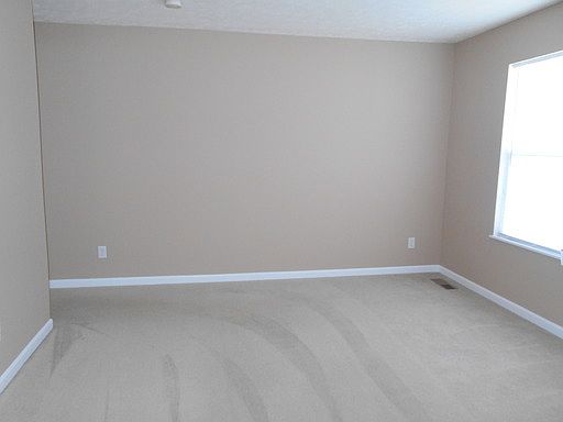 3rd image of 407 E Aberdeen Pl