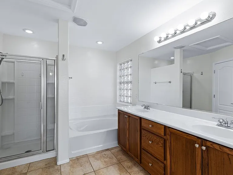 21097 E Duncan St — Photo 23