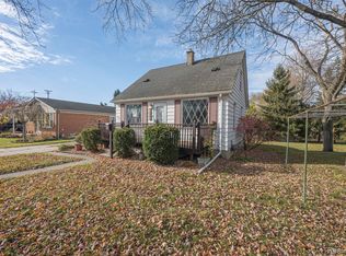 13981 Centralia, Redford, MI 48239
