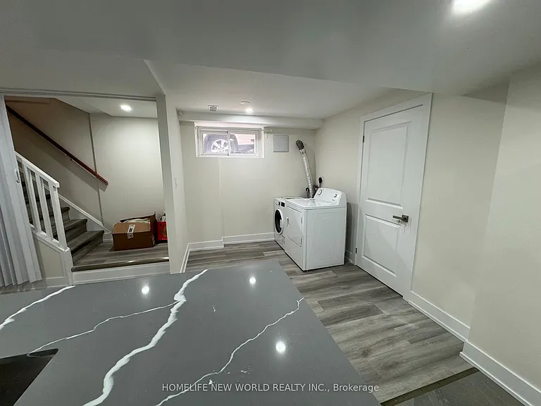 47 Shropshire Dr — Photo 3