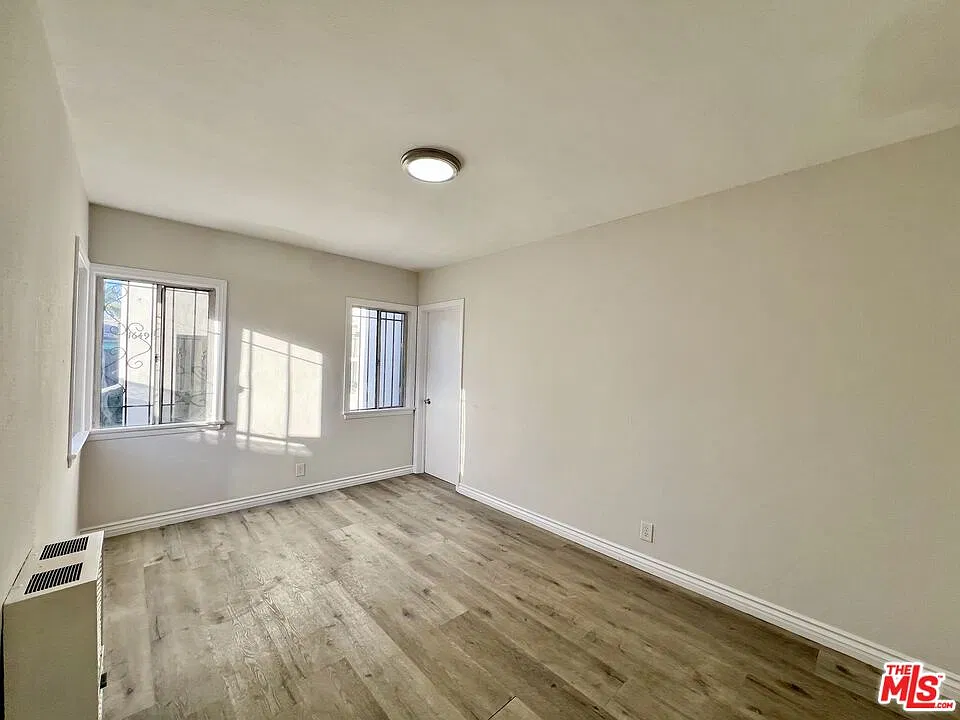 1649 W Florence Ave — Photo 3