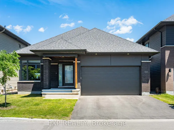 708 Wooler Pl, Ottawa, ON K1T 0T6