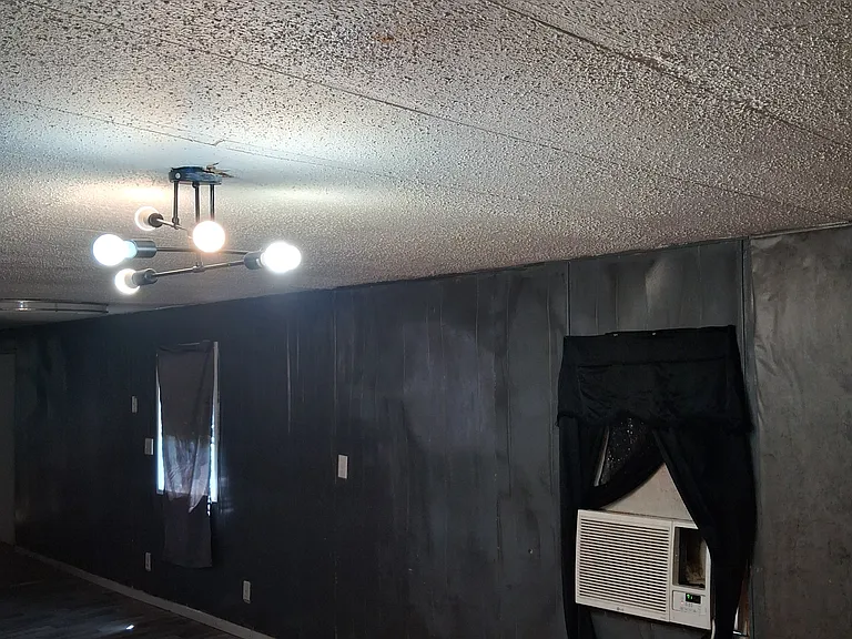 1231 Hebert Ave — Photo 3