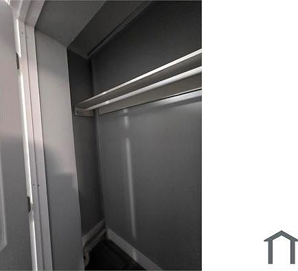 3rd image of 82 Glenwood Ave #Gf