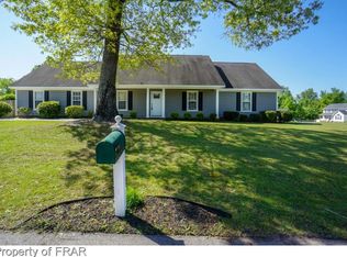 112 Forest Creek Dr, Raeford, NC 28376