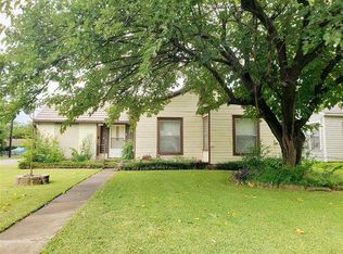 1602 N Ricketts St, Sherman, TX 75092