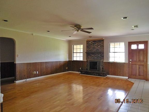 2nd image of 2160 Augusta Dr