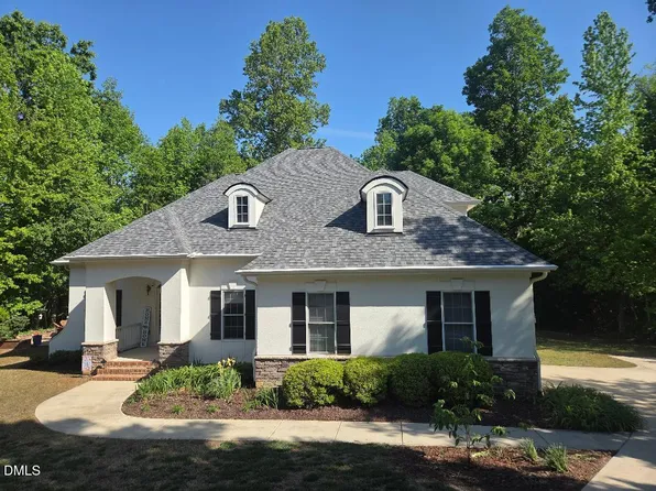 154 Birdie Ct, Pittsboro, NC 27312