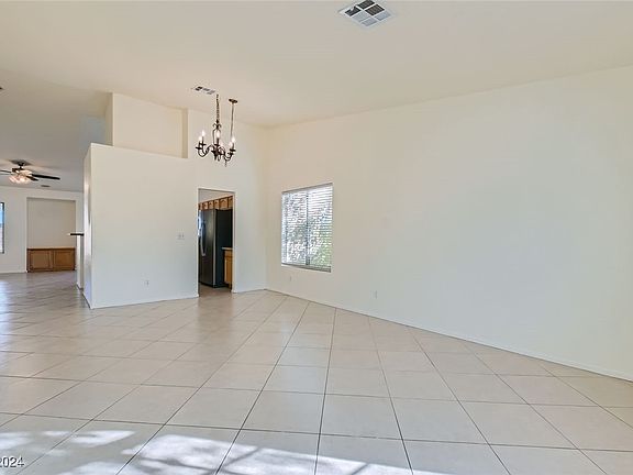 5th image of 5202 Scott Robinson Blvd