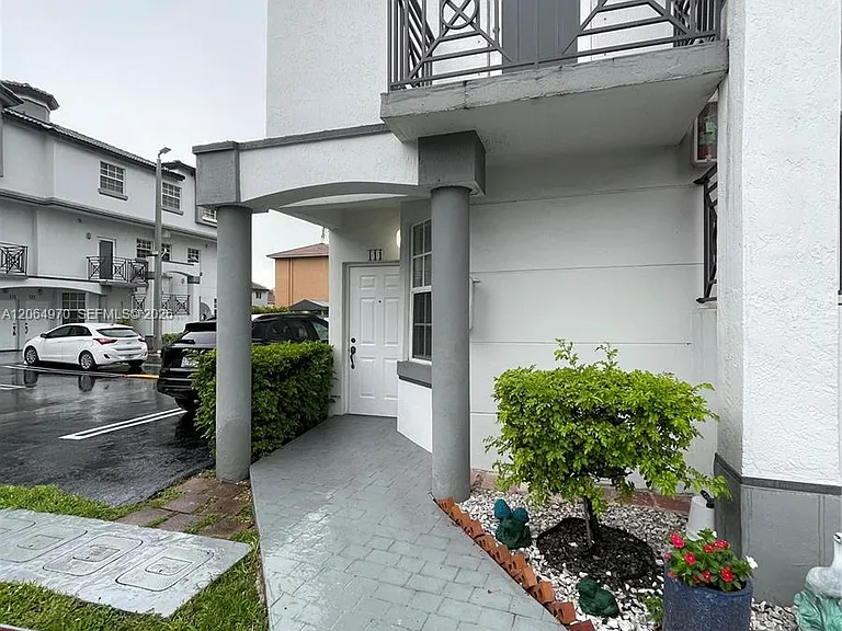 905 NW 82nd Ave #111B — Photo 6