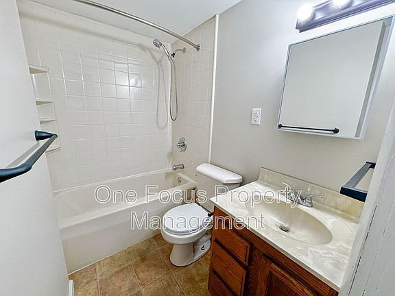 5th image of 1106 W Central Ave