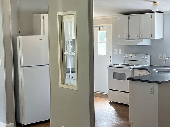 4th image of 2518 208th St