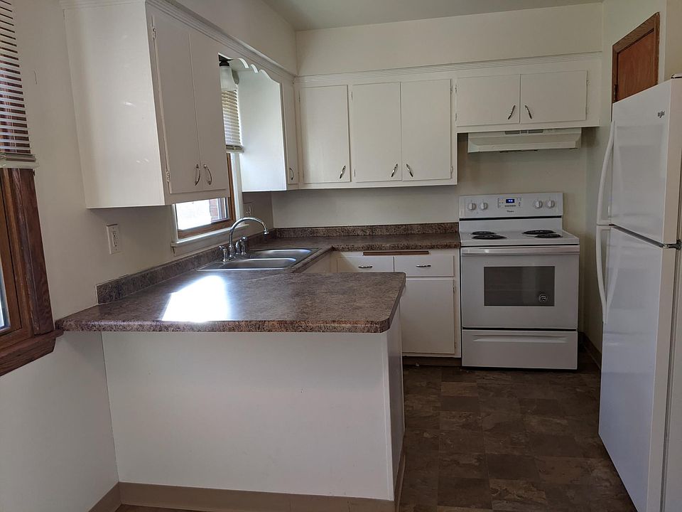 1st image of 5543 S Illinois Ave