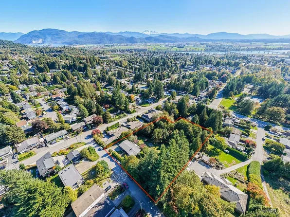 33172 Hill Ave, Mission, BC V2V 2R6