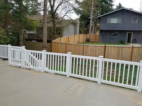 4th image of 10915 160th Ct NE