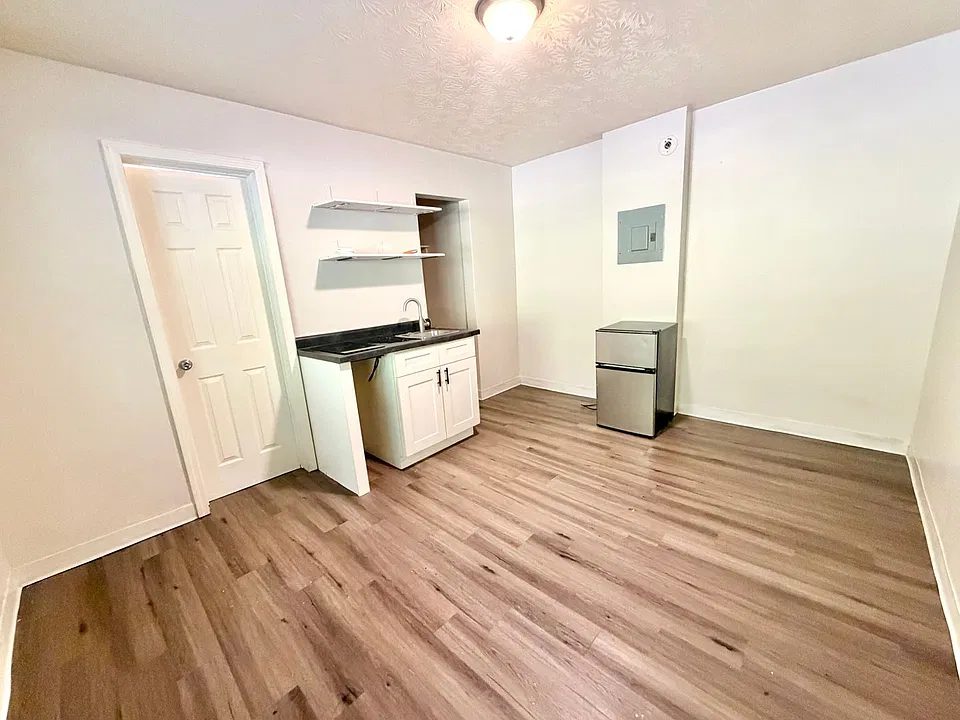 Affordable Studio Living | Utilities Included | Renovated Efficiencies in Roselawn
