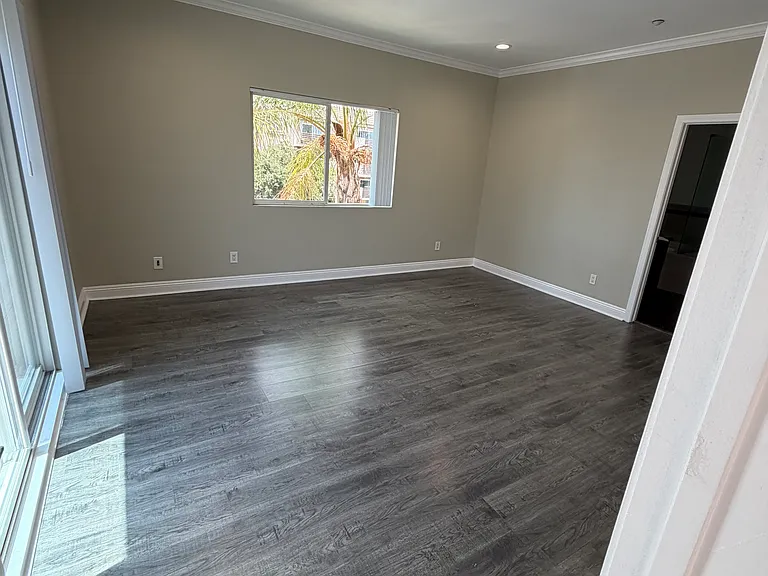 544 E Olive Ave #101 — Photo 15