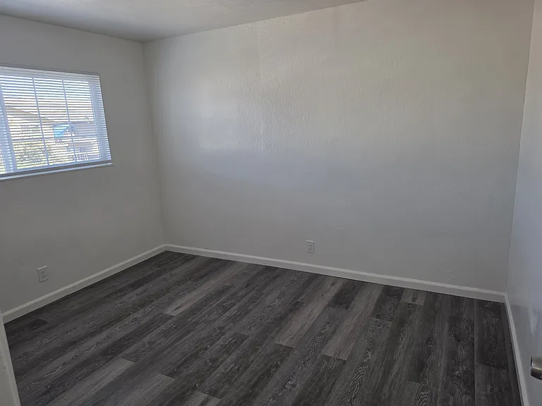 27070 Manon Ave #6 — Photo 14
