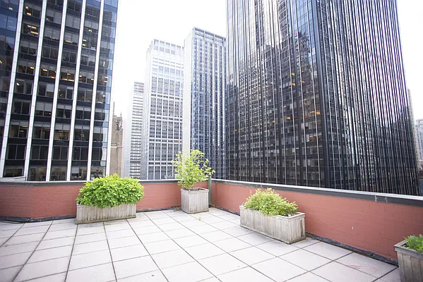 Rented by Highline Residential | media 8