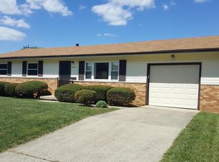 6754 Rocky Den Rd, Reynoldsburg, OH 43068