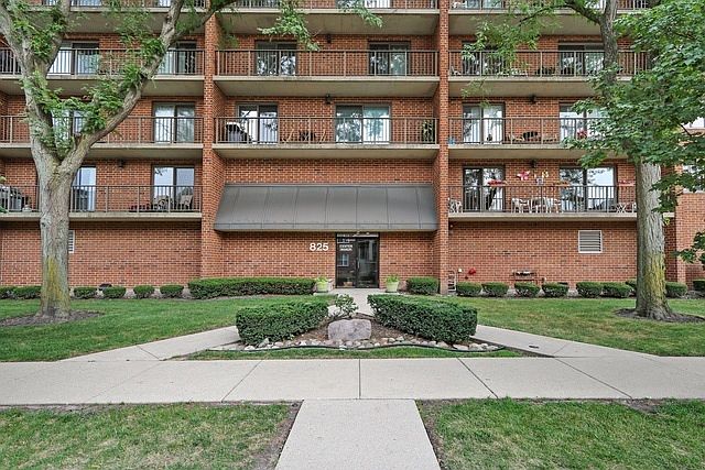 1st image of 825 Center St APT 604