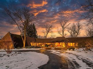 291 Barden Rd, Bloomfield Hills, MI