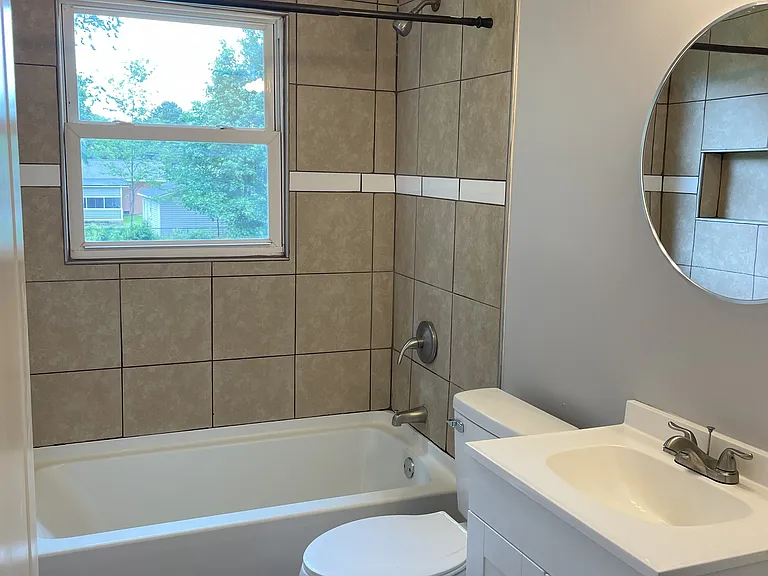 218 Odell Rd — Photo 7